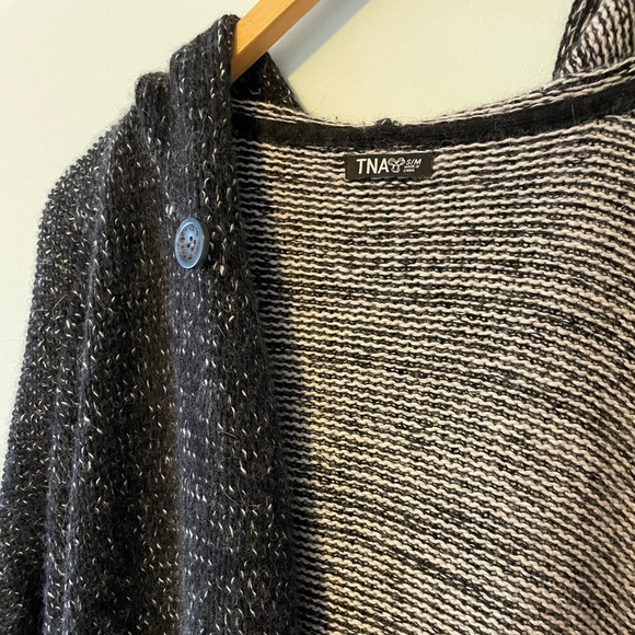 Aritzia TNA Angora Rabbit Hair and Cashmere Blend Poncho S/M - Picture 8 of 8